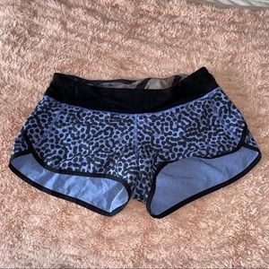 Lululemon size 6 speed up shorts